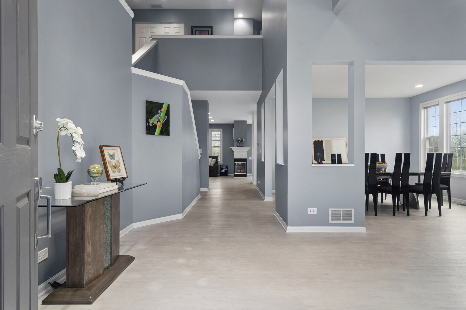 2248 Avalon Drive, Buffalo Grove, IL 60089