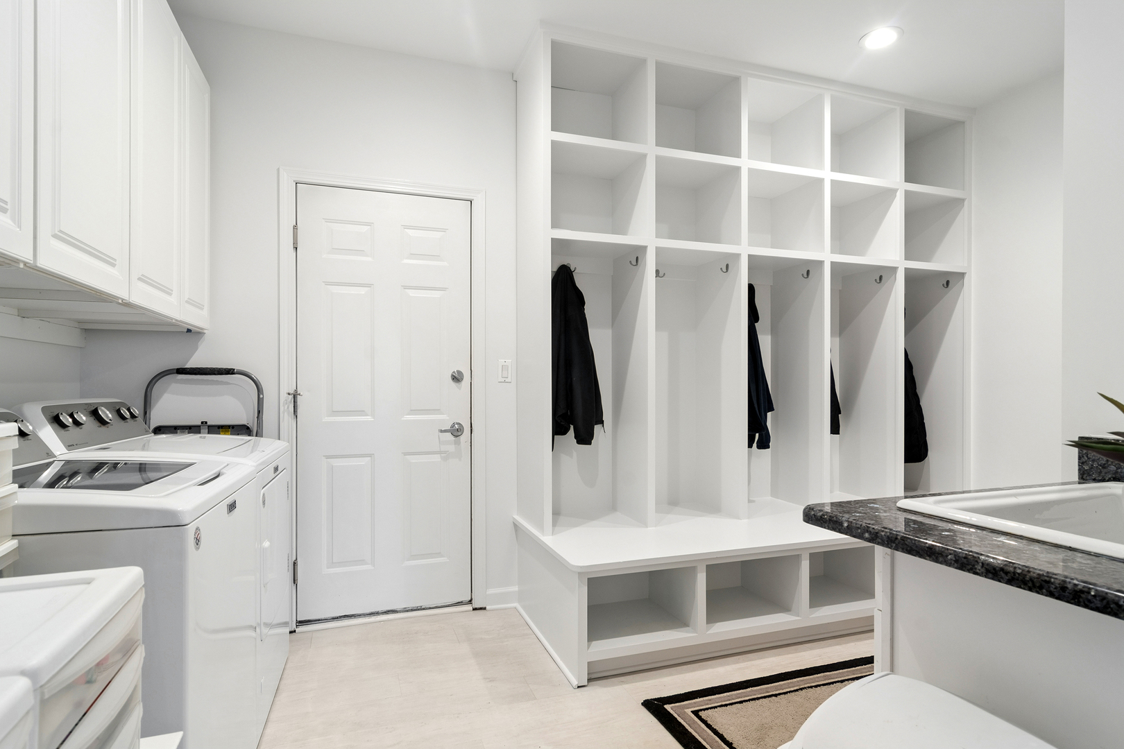 2248 Avalon Drive, Buffalo Grove, IL 60089