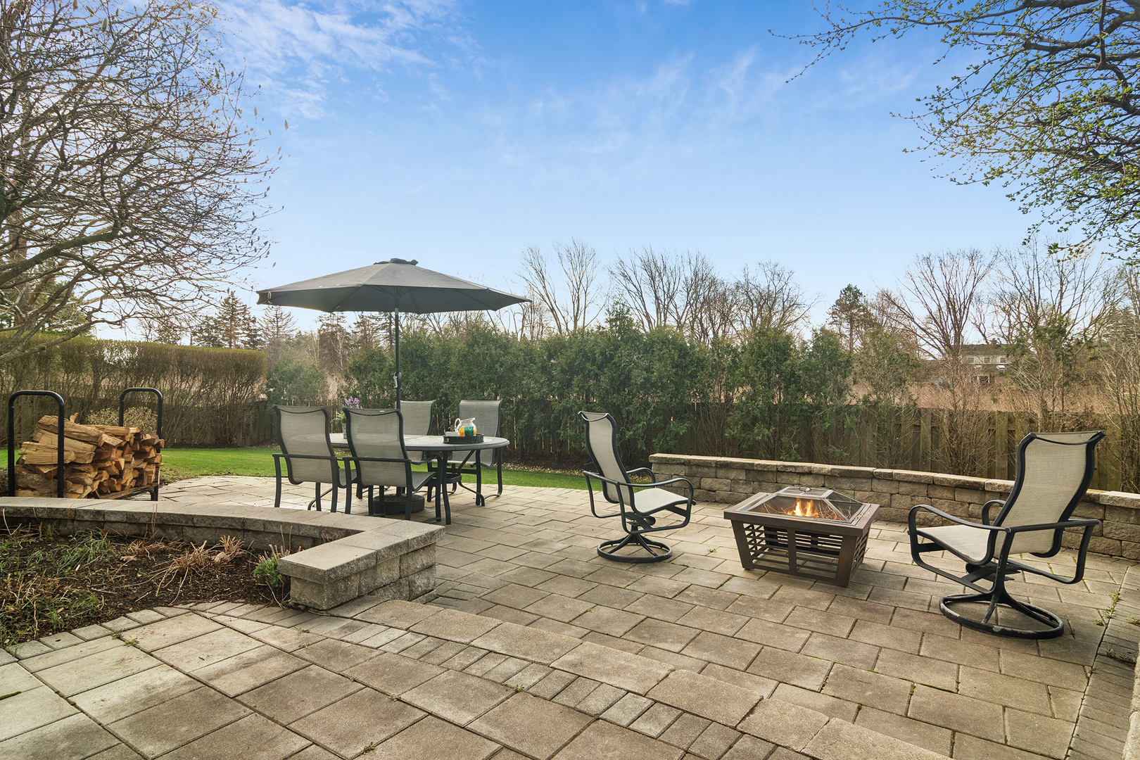 2248 Avalon Drive, Buffalo Grove, IL 60089