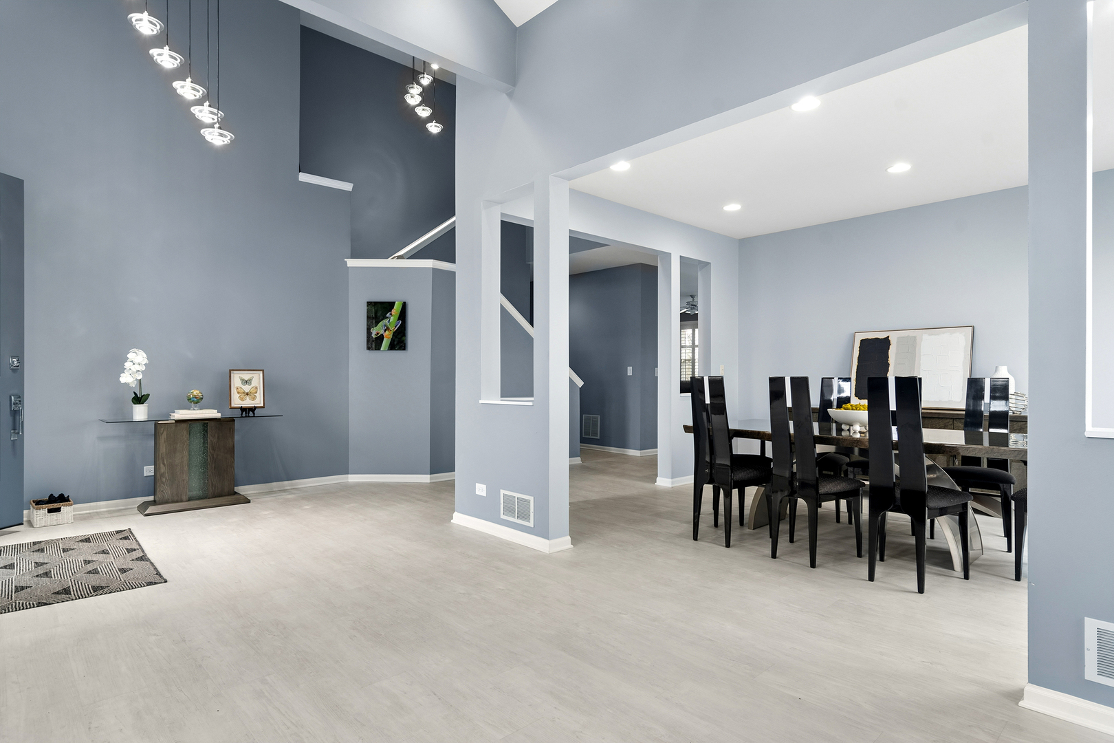 2248 Avalon Drive, Buffalo Grove, IL 60089