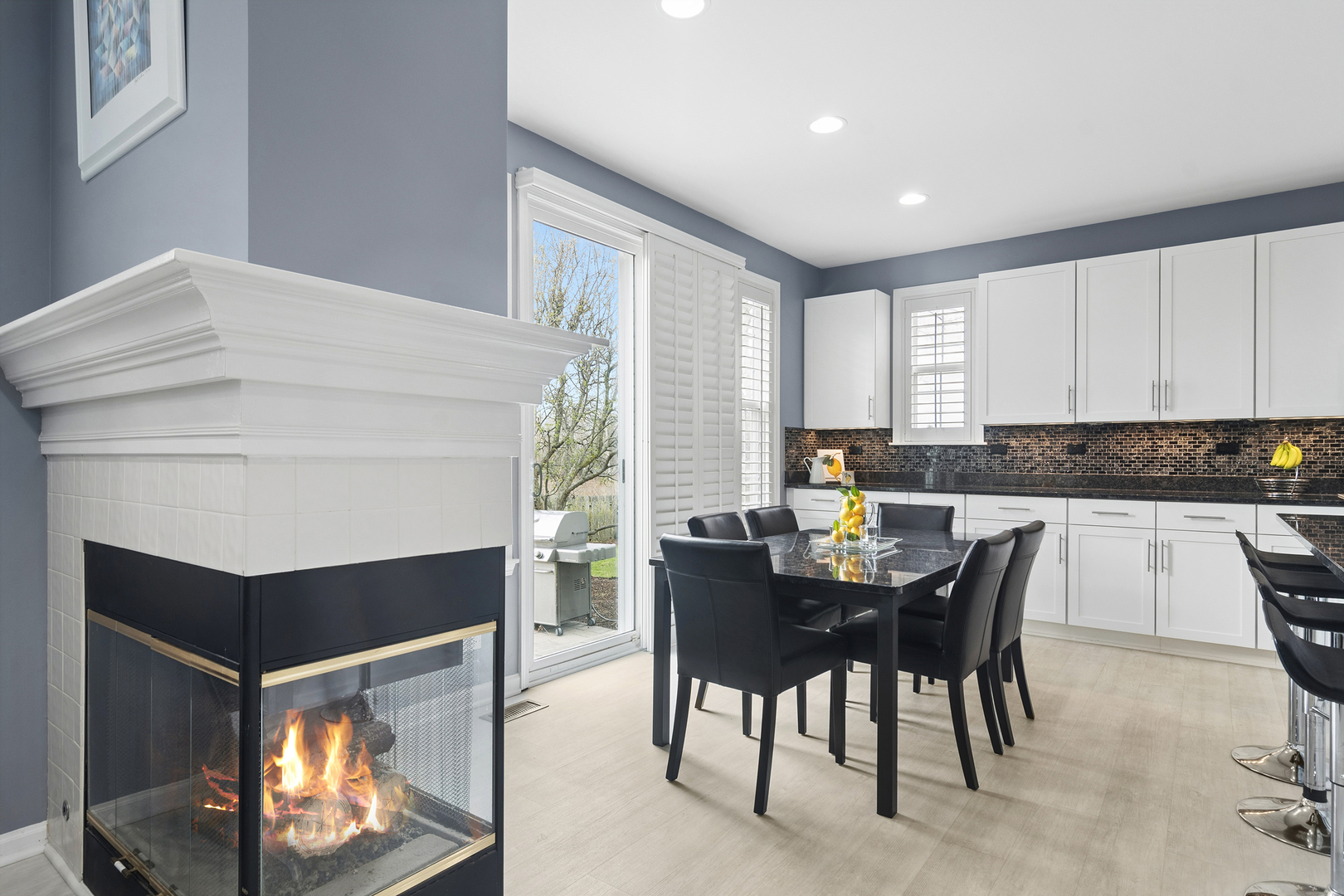 2248 Avalon Drive, Buffalo Grove, IL 60089