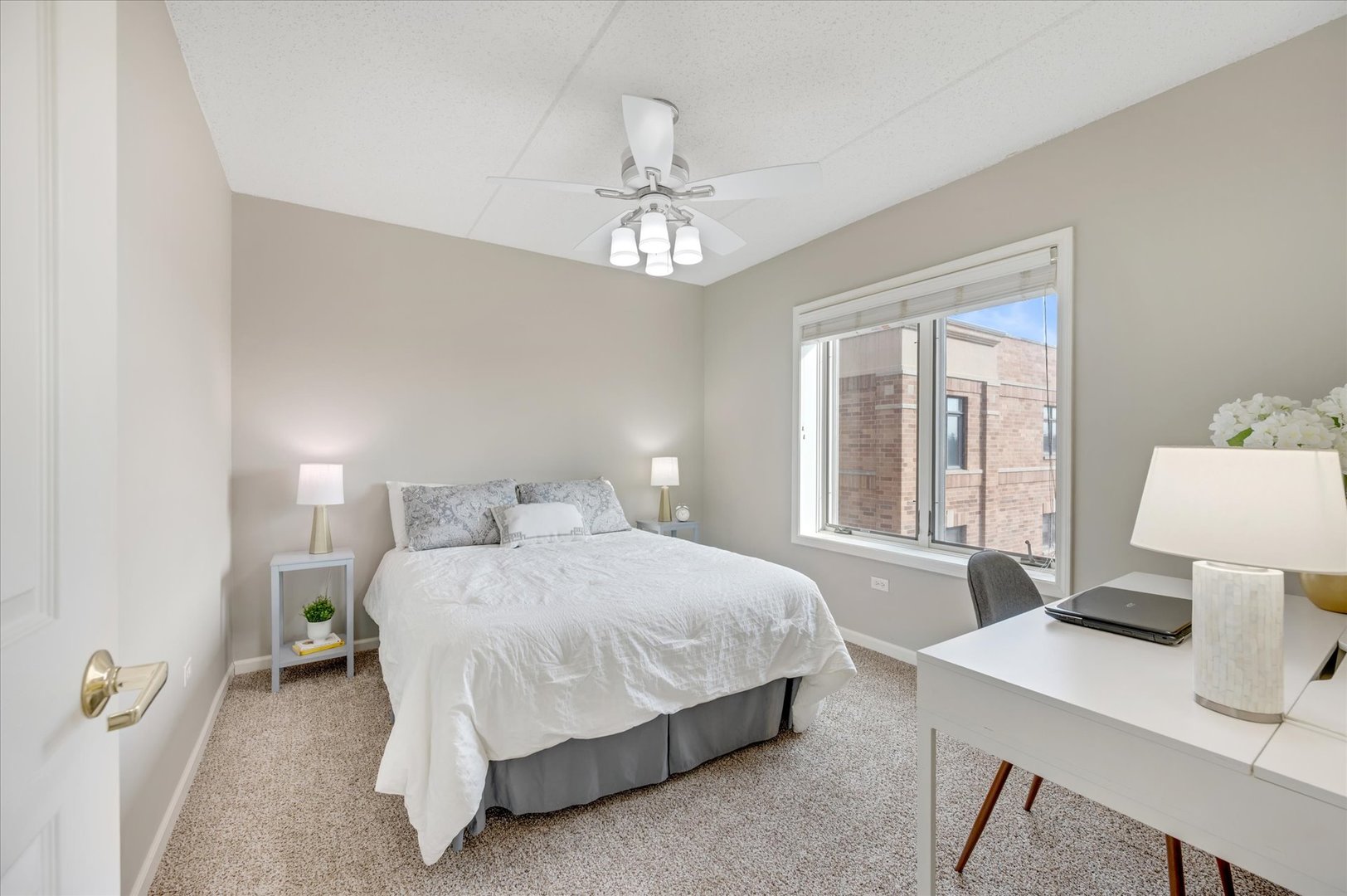 1 S Lincoln Avenue #311, Lombard, IL 60148