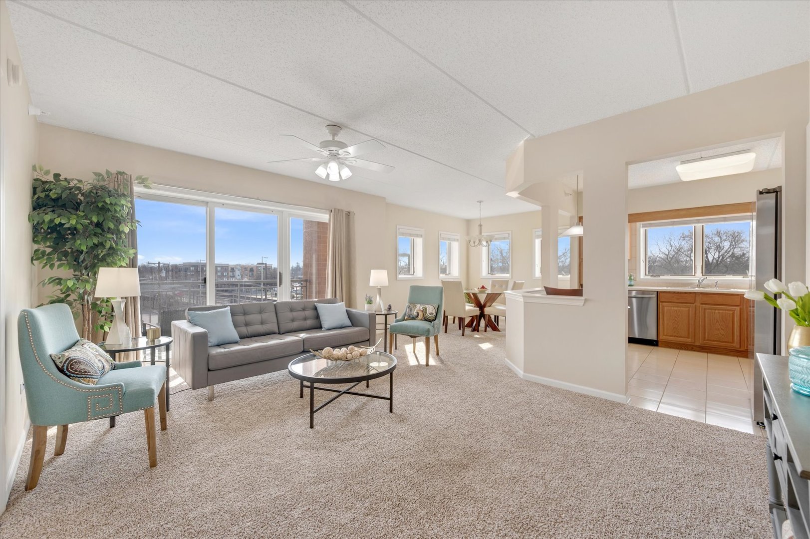 1 S Lincoln Avenue #311, Lombard, IL 60148