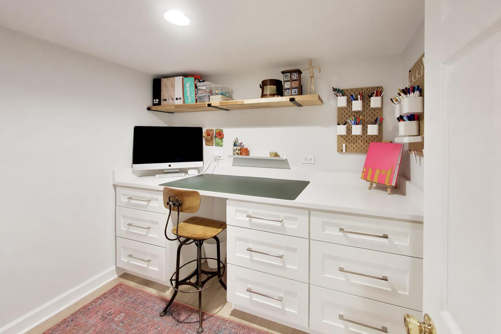 403 S Wille Street, Mount Prospect, IL 60056