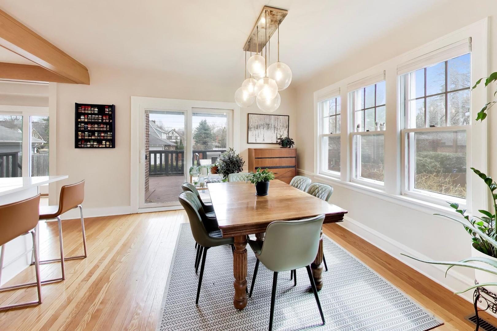 403 S Wille Street, Mount Prospect, IL 60056