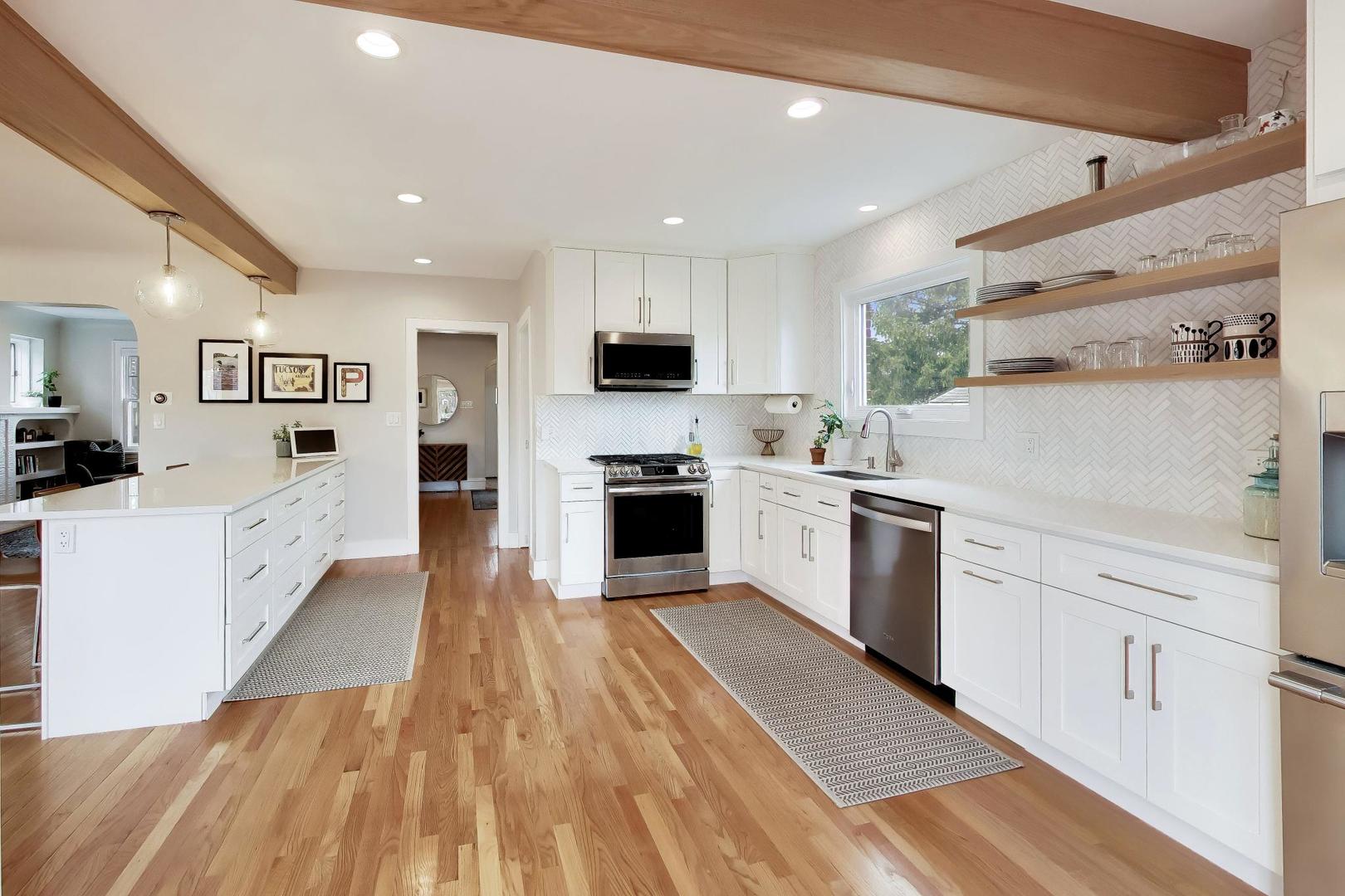 403 S Wille Street, Mount Prospect, IL 60056