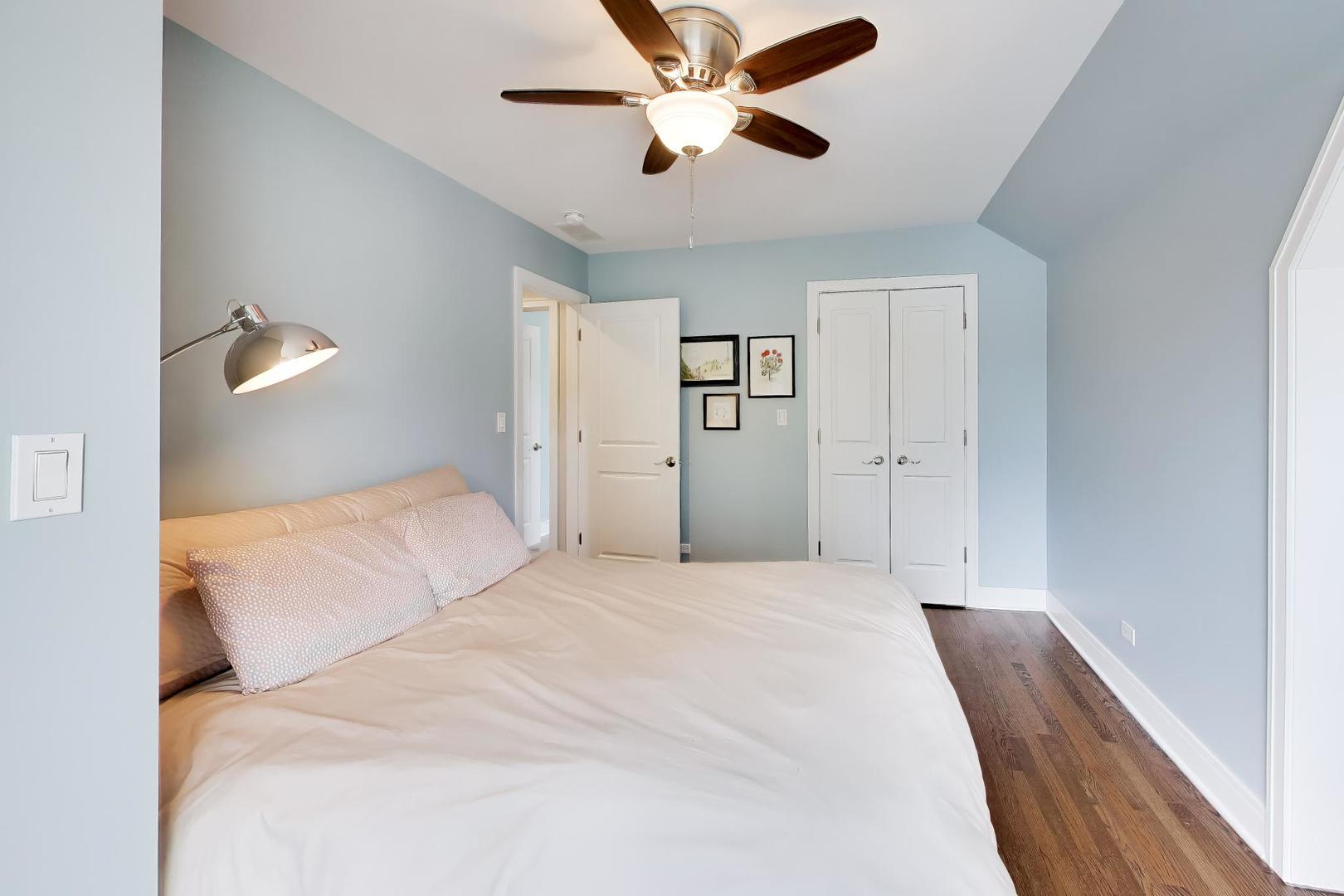 403 S Wille Street, Mount Prospect, IL 60056