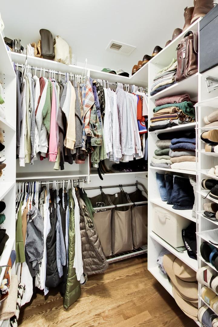 403 S Wille Street, Mount Prospect, IL 60056