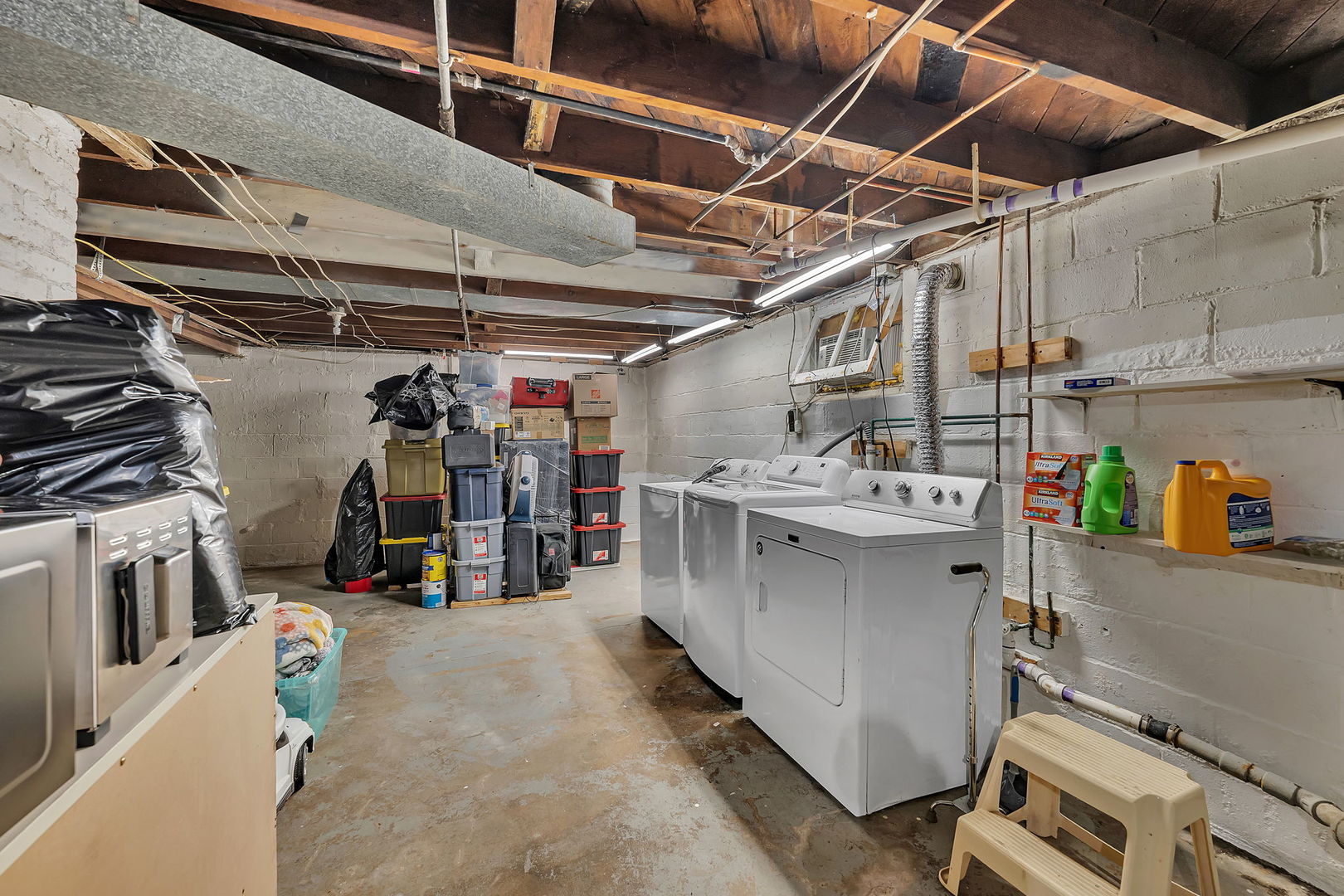 1238 Wauponsee Street, Morris, IL 60450