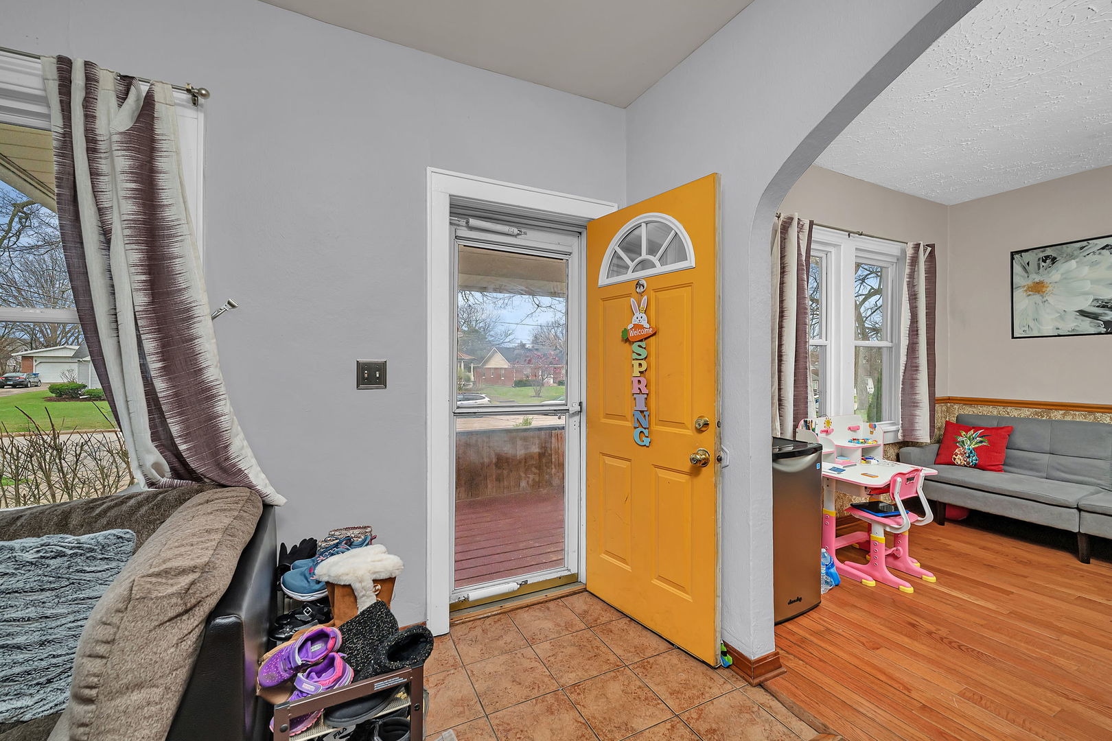 1238 Wauponsee Street, Morris, IL 60450