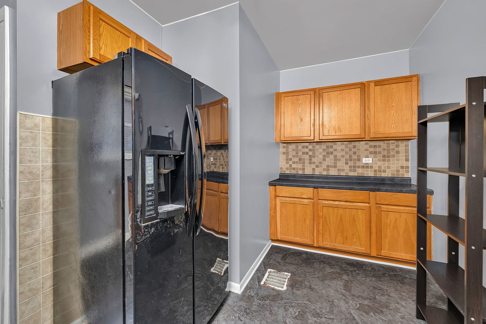 1238 Wauponsee Street, Morris, IL 60450