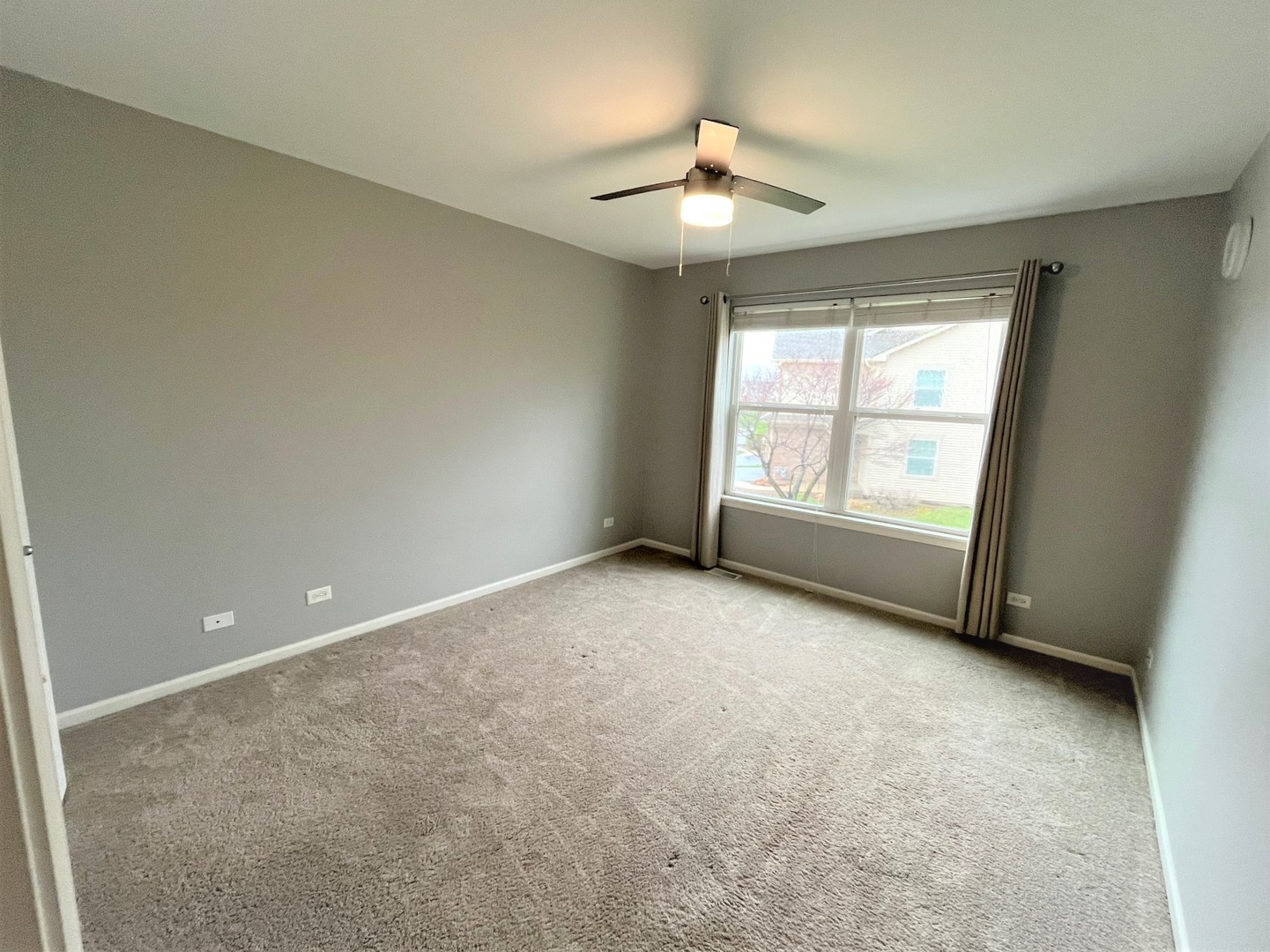 852 Beech Drive, Elgin, IL 60120