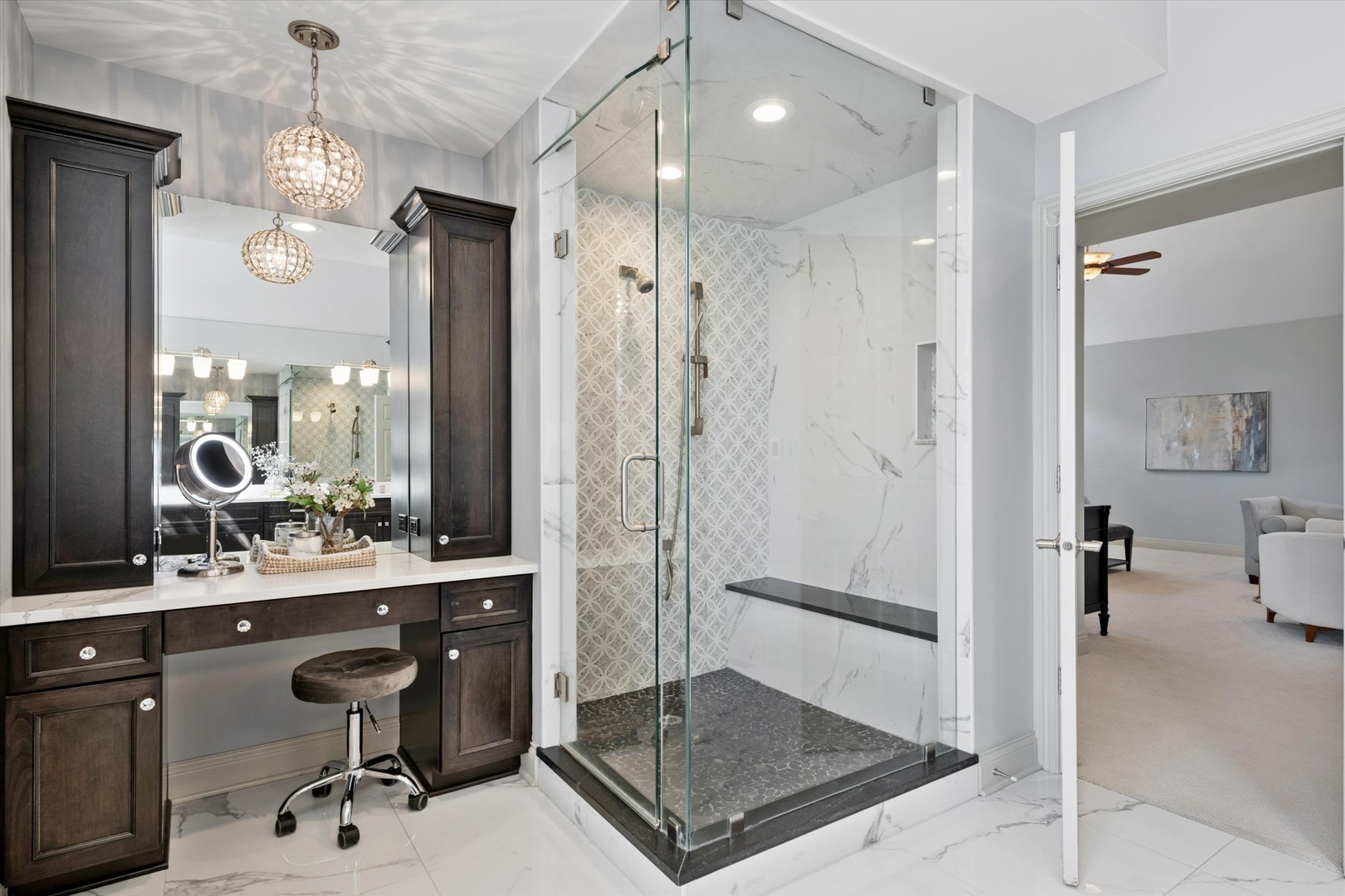 439 Hill Avenue, Glen Ellyn, IL 60137