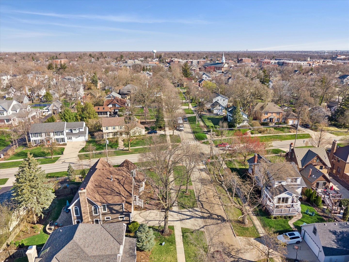 439 Hill Avenue, Glen Ellyn, IL 60137