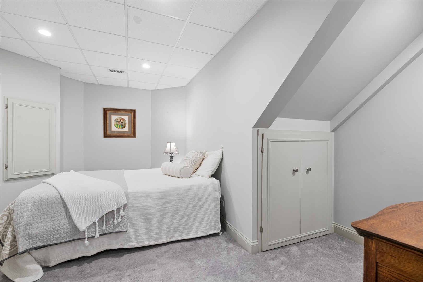 439 Hill Avenue, Glen Ellyn, IL 60137