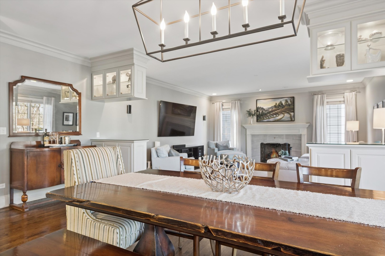 439 Hill Avenue, Glen Ellyn, IL 60137