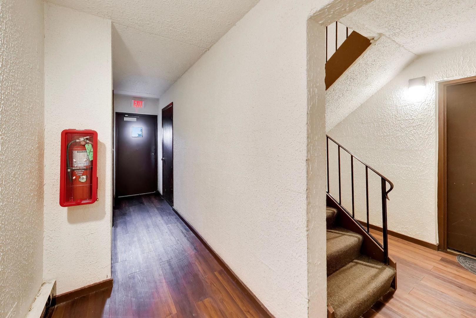 324 Klein Creek Court #A, Carol Stream, IL 60188