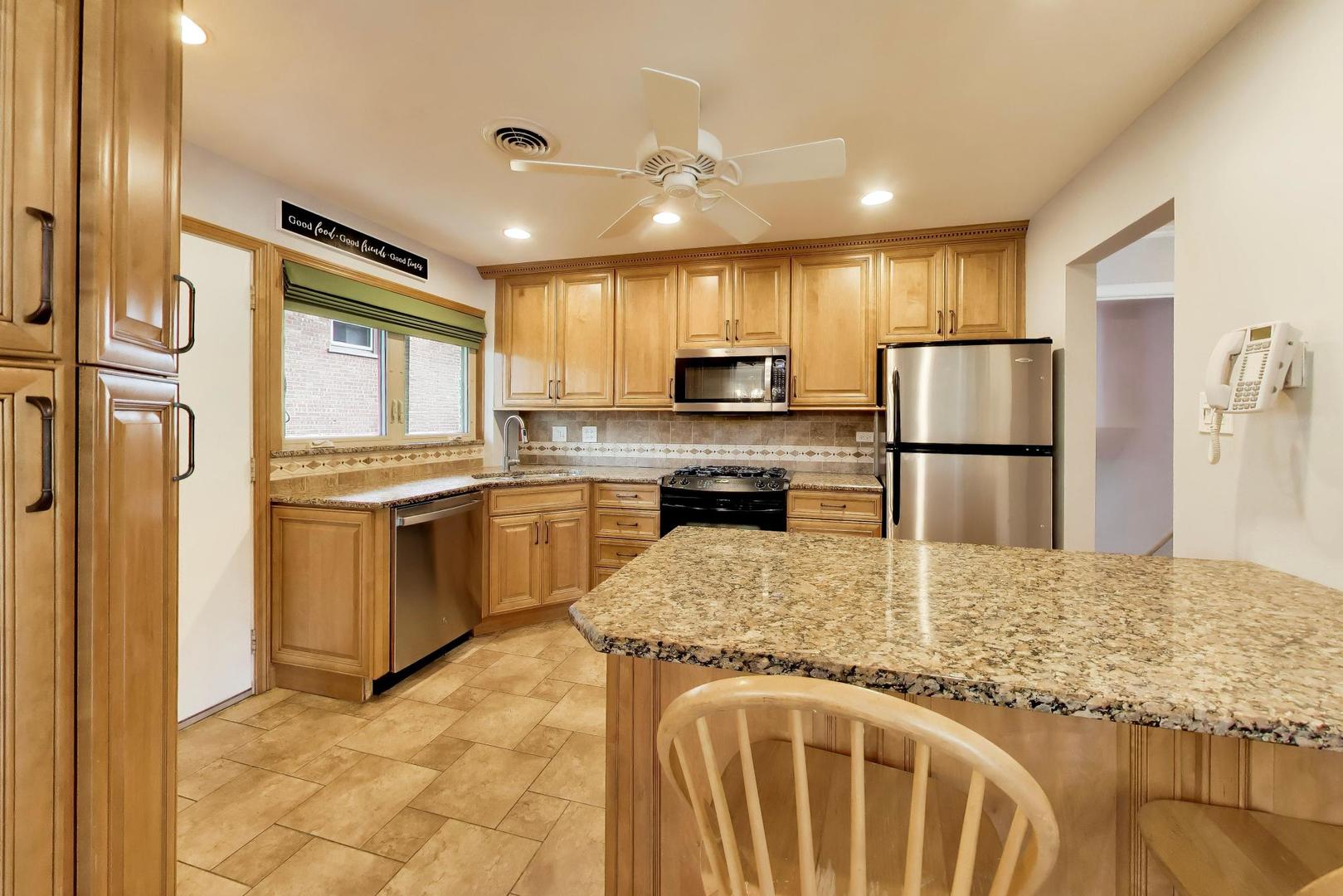 10620 Lockwood Avenue, Oak Lawn, IL 60453