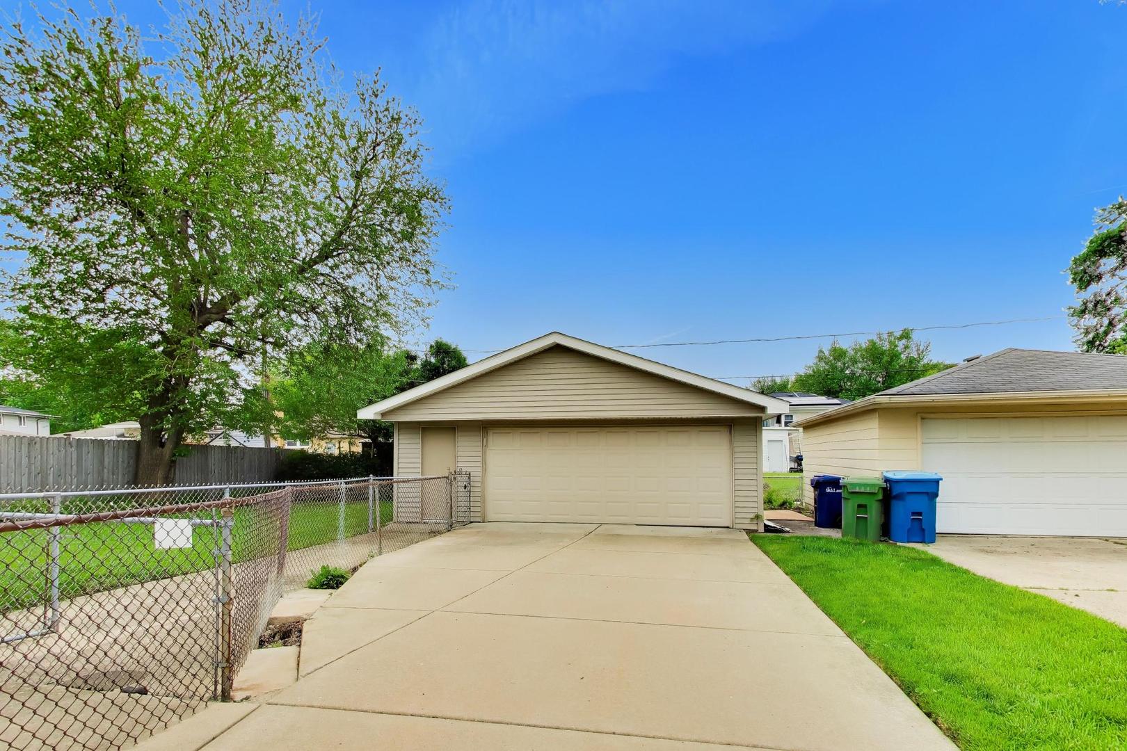 10620 Lockwood Avenue, Oak Lawn, IL 60453