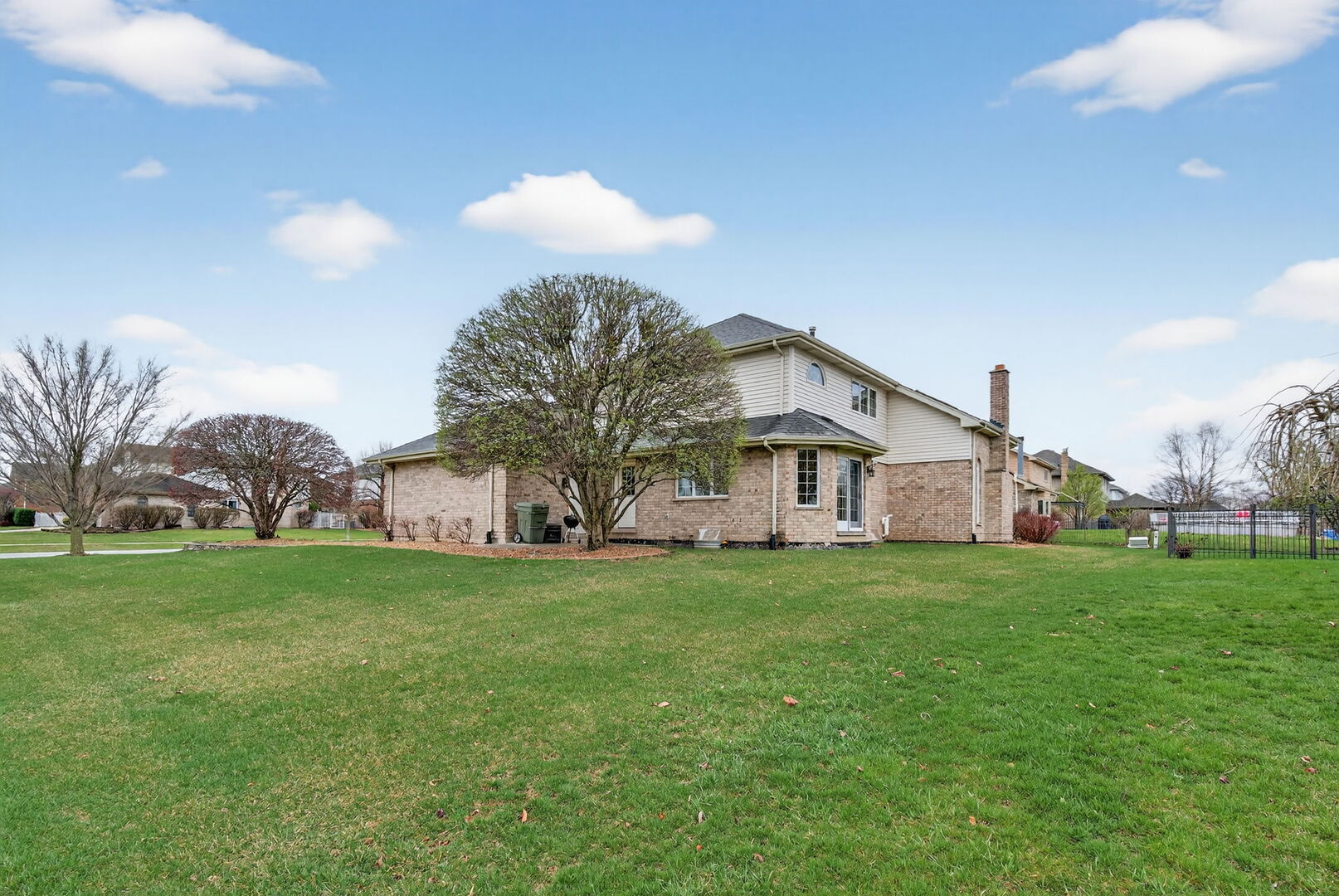 9200 174th Street, Tinley Park, IL 60487