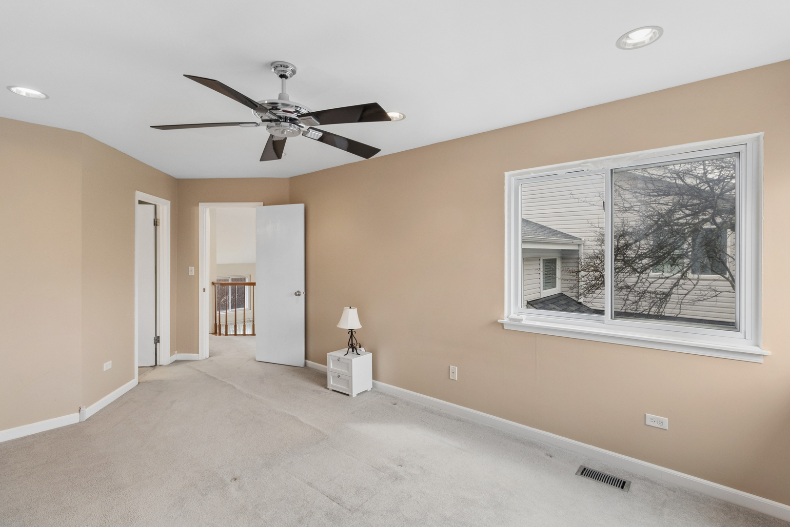 496 Stone Gate Circle, Schaumburg, IL 60193