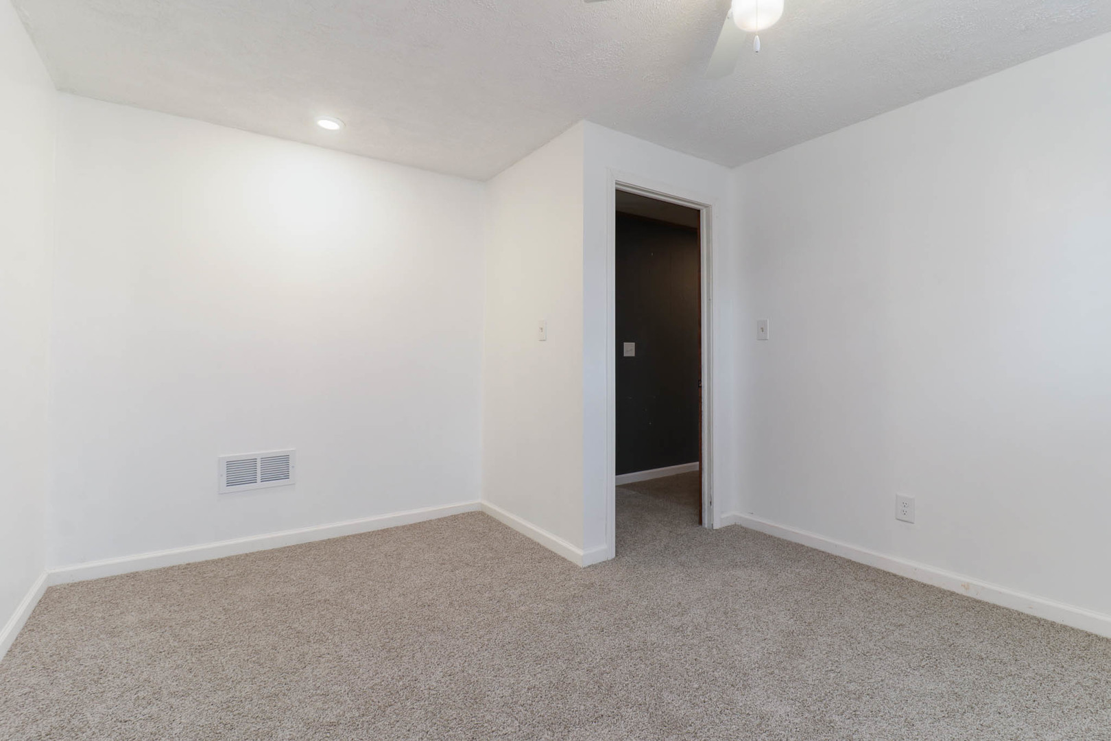 1217 Searle Drive, Normal, IL 61761