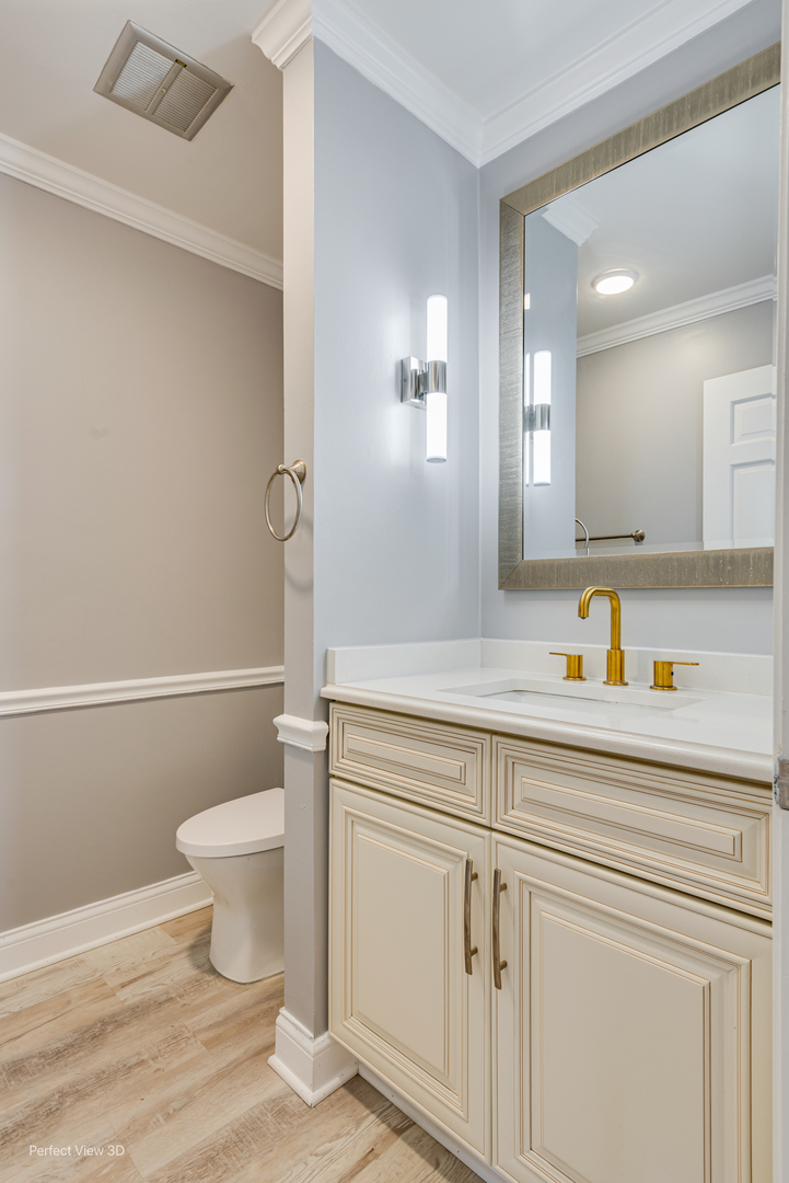 3811 Mission Hills Road, Northbrook, IL 60062