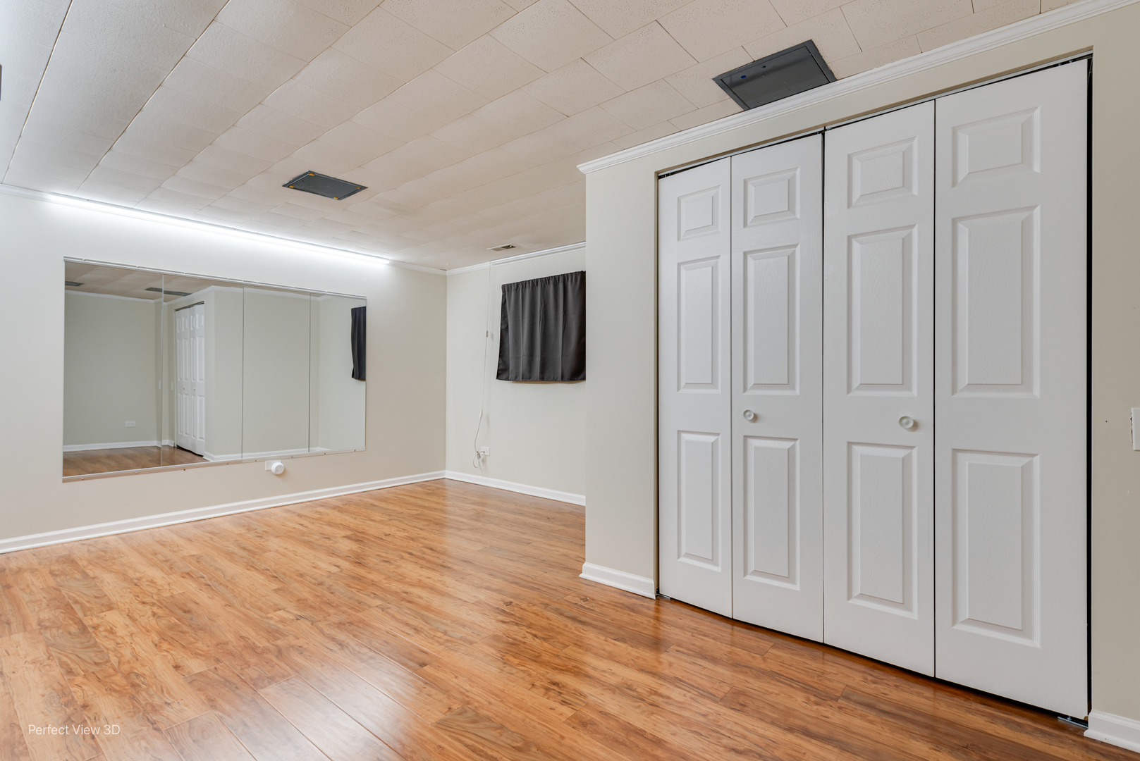 3811 Mission Hills Road, Northbrook, IL 60062