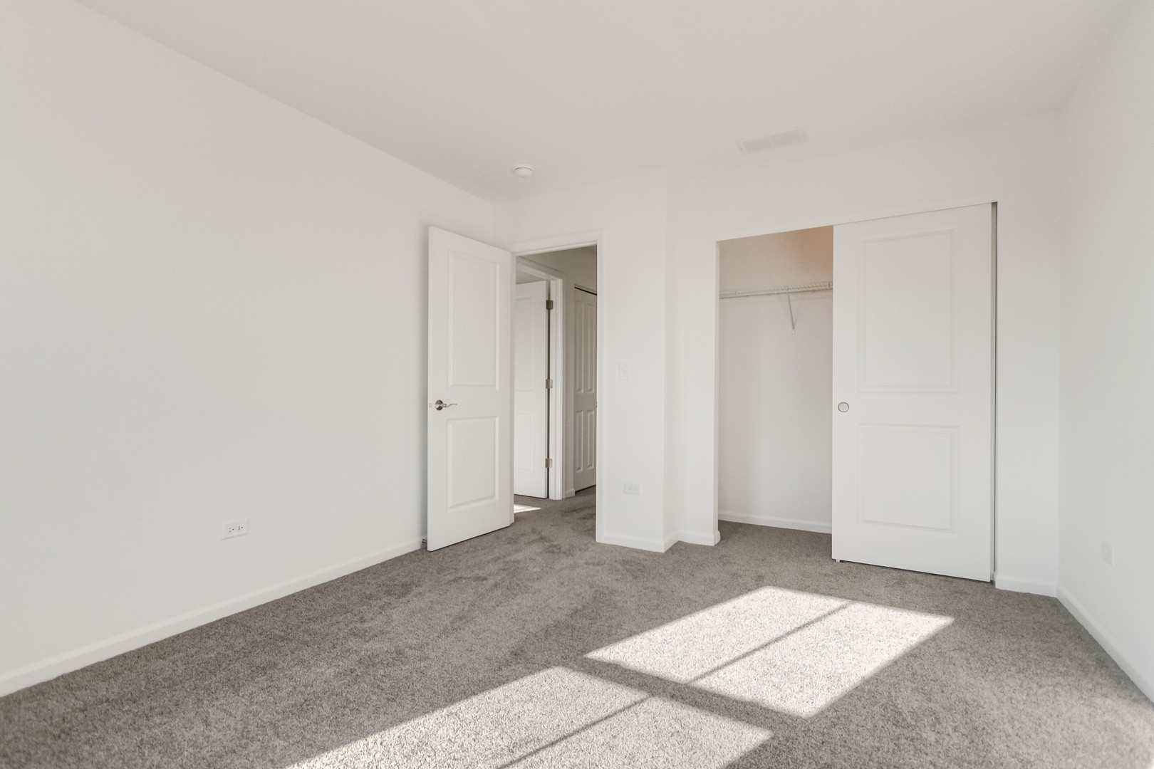 8533 Chadwick Court, Woodridge, IL 60517