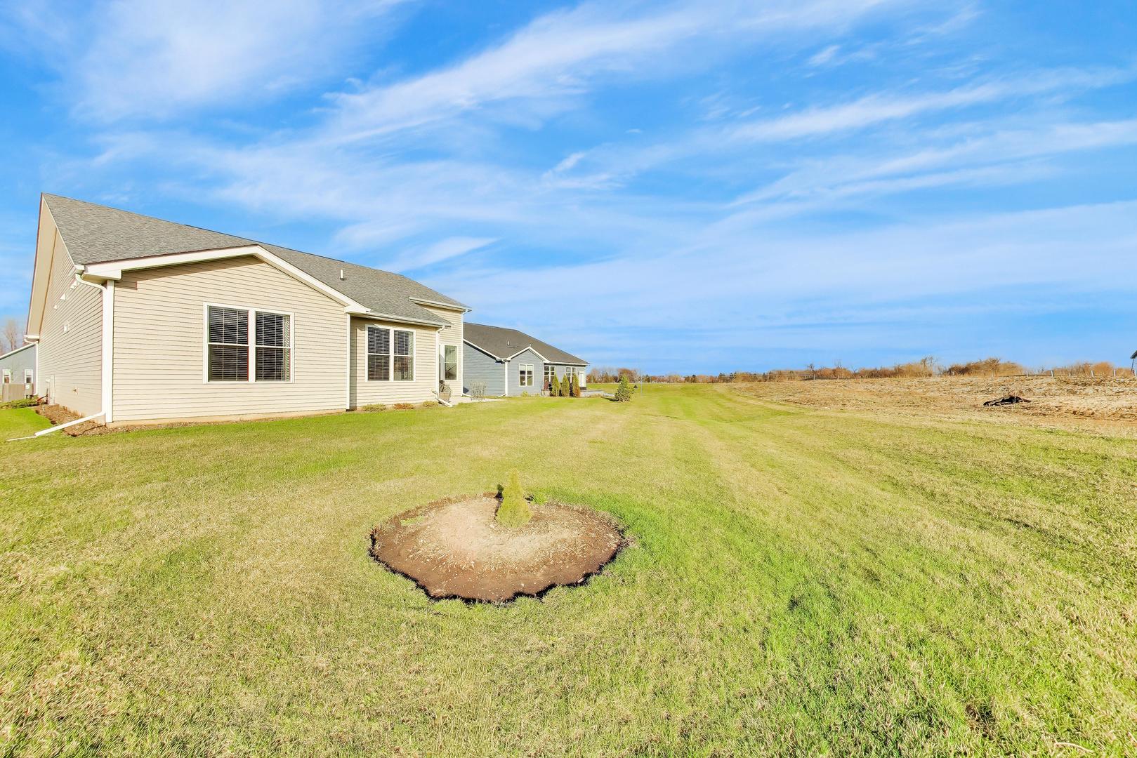 2911 Briargate Drive, Lake Villa, IL 60046