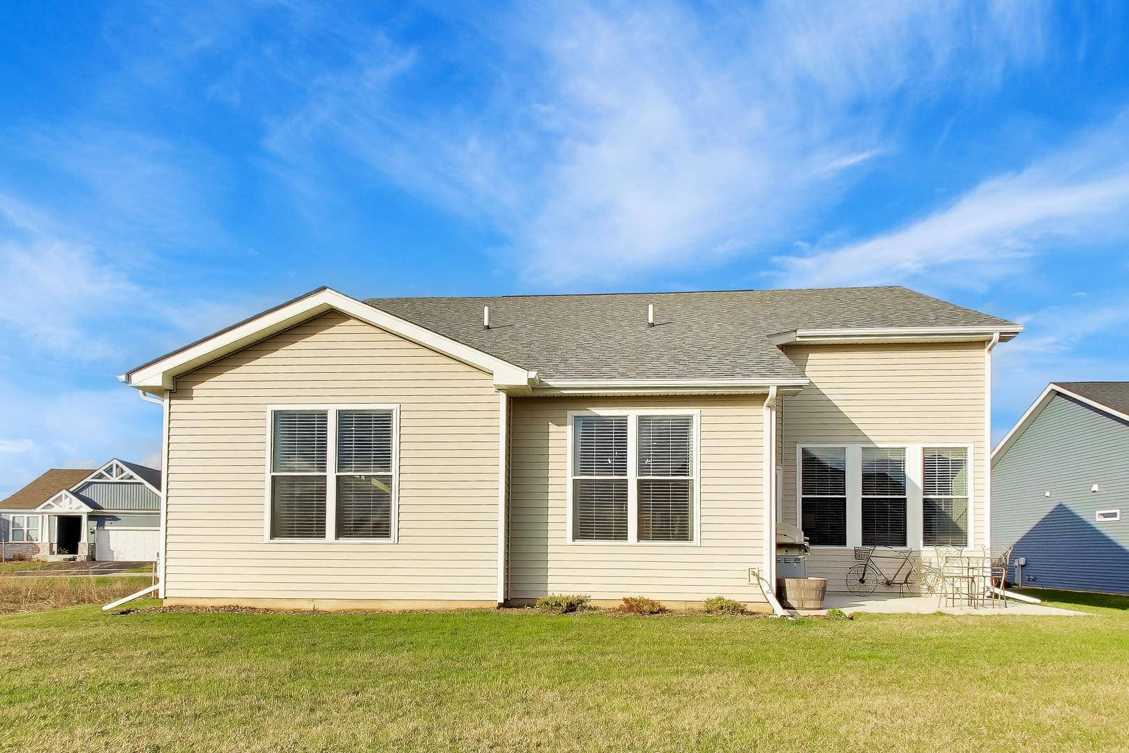 2911 Briargate Drive, Lake Villa, IL 60046