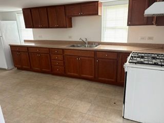 Hazel Crest, IL 60429