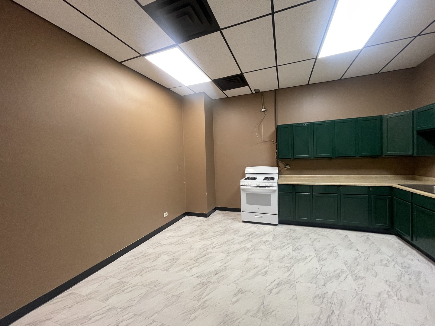 433 Ogden Avenue, Downers Grove, IL 60515