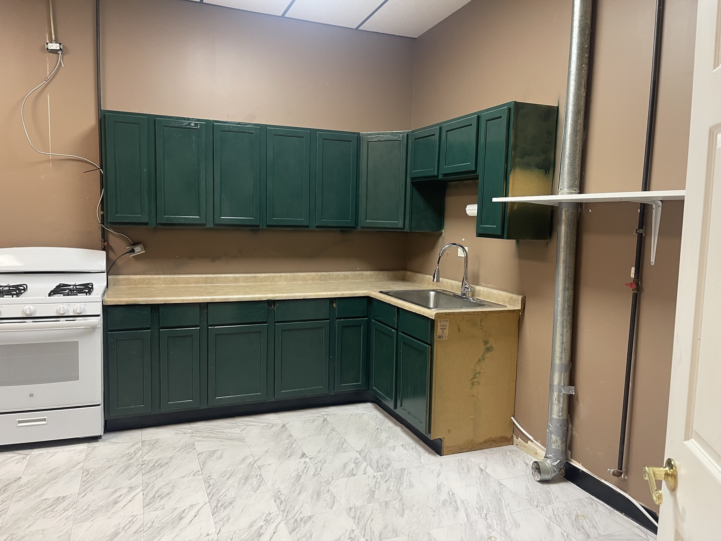 433 Ogden Avenue, Downers Grove, IL 60515