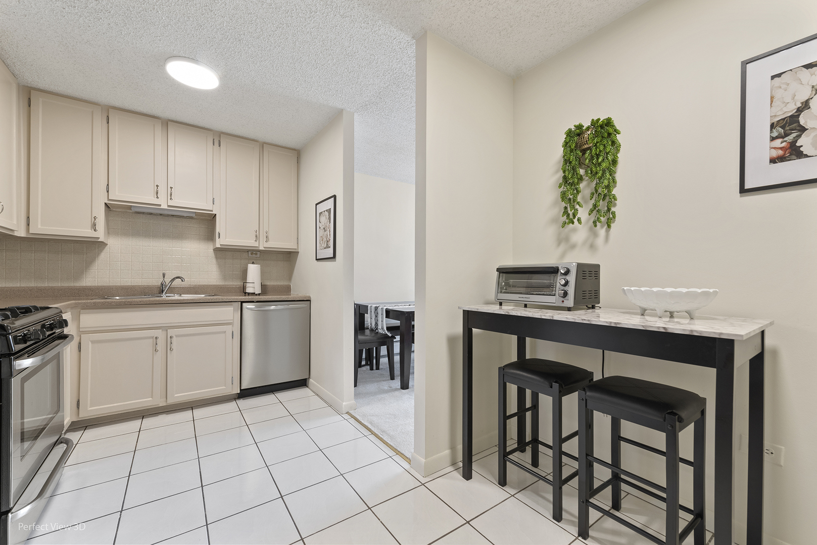 Naperville, IL 60563