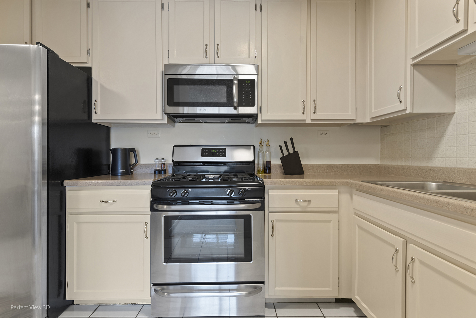 Naperville, IL 60563