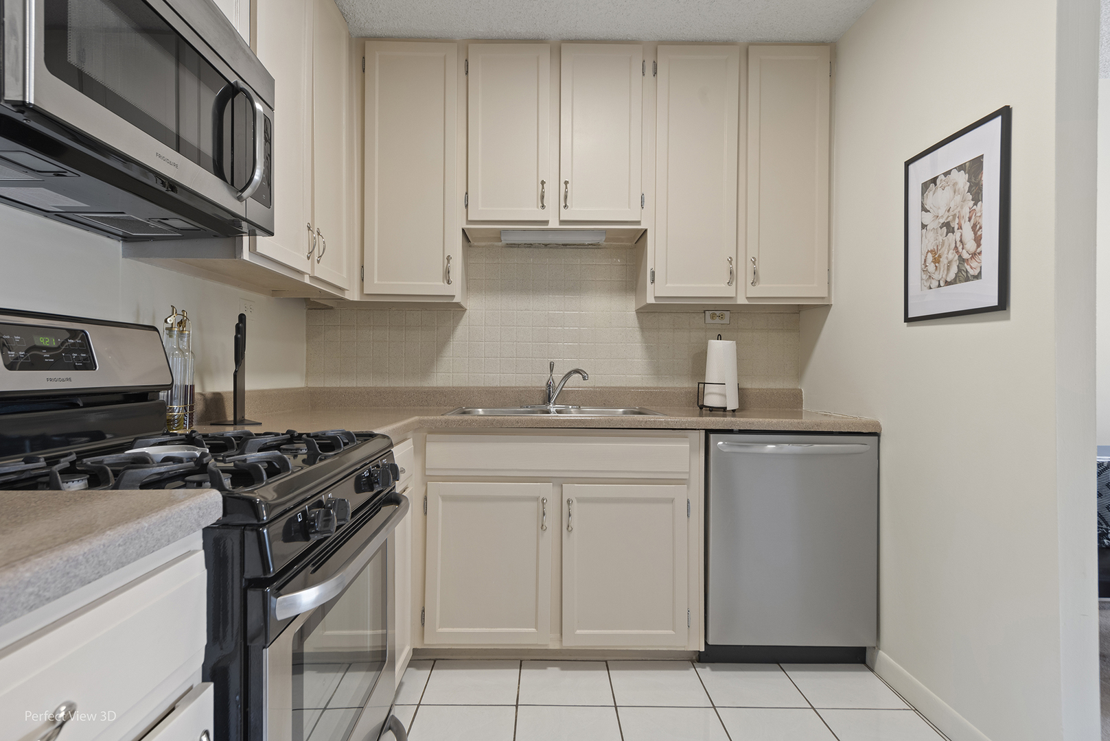 Naperville, IL 60563