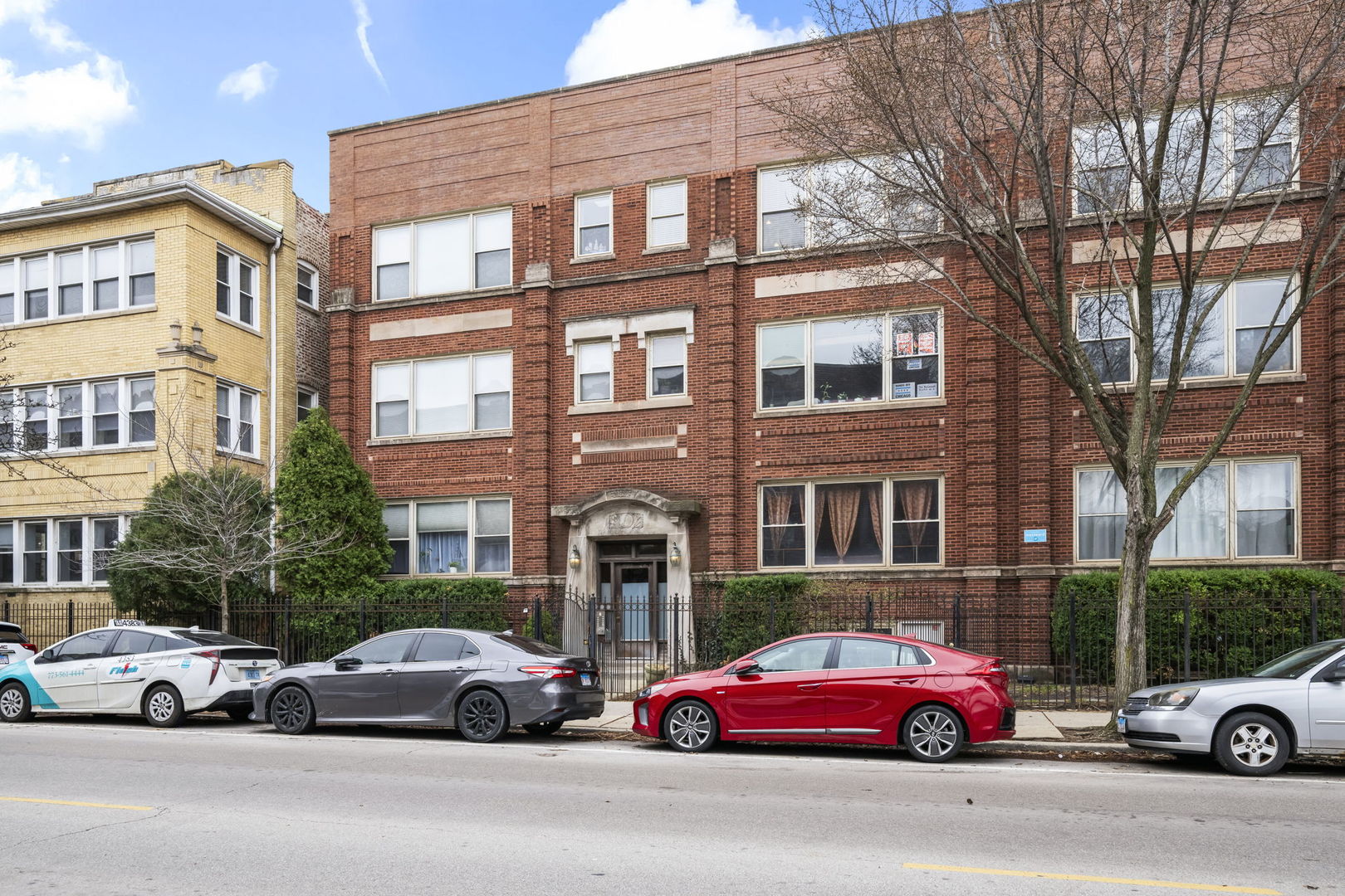 829 W Lawrence Avenue #3, Chicago, IL 60640