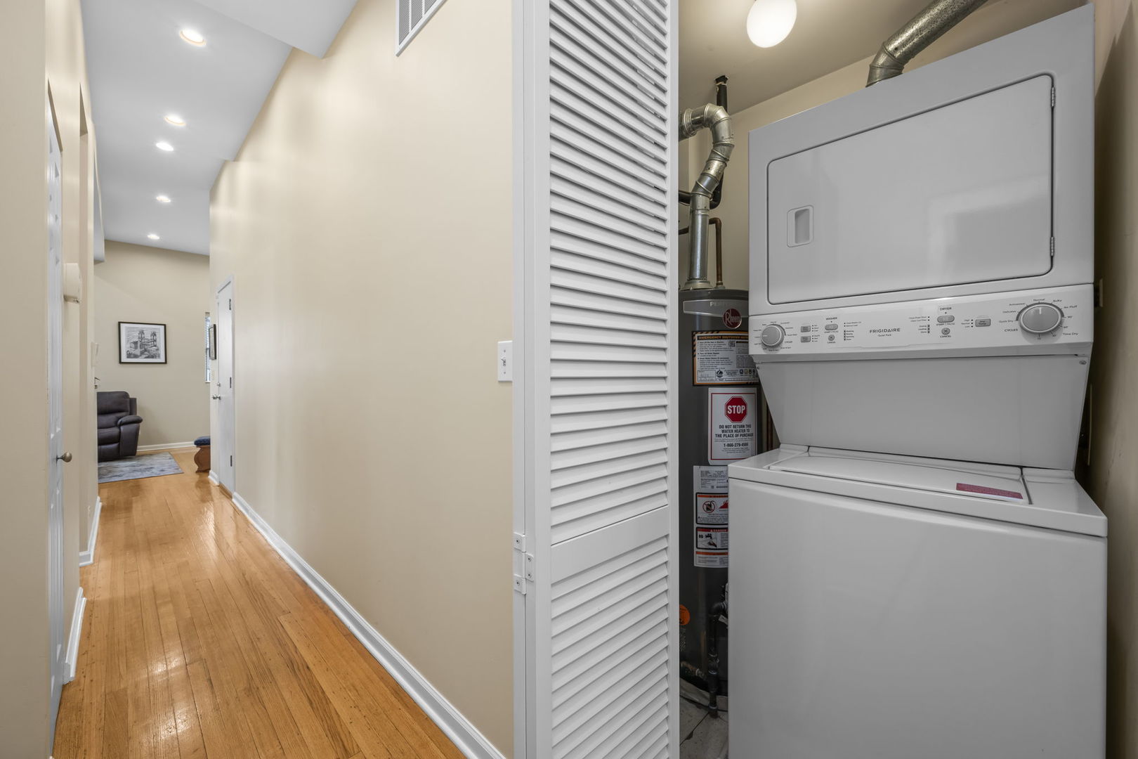 829 W Lawrence Avenue #3, Chicago, IL 60640