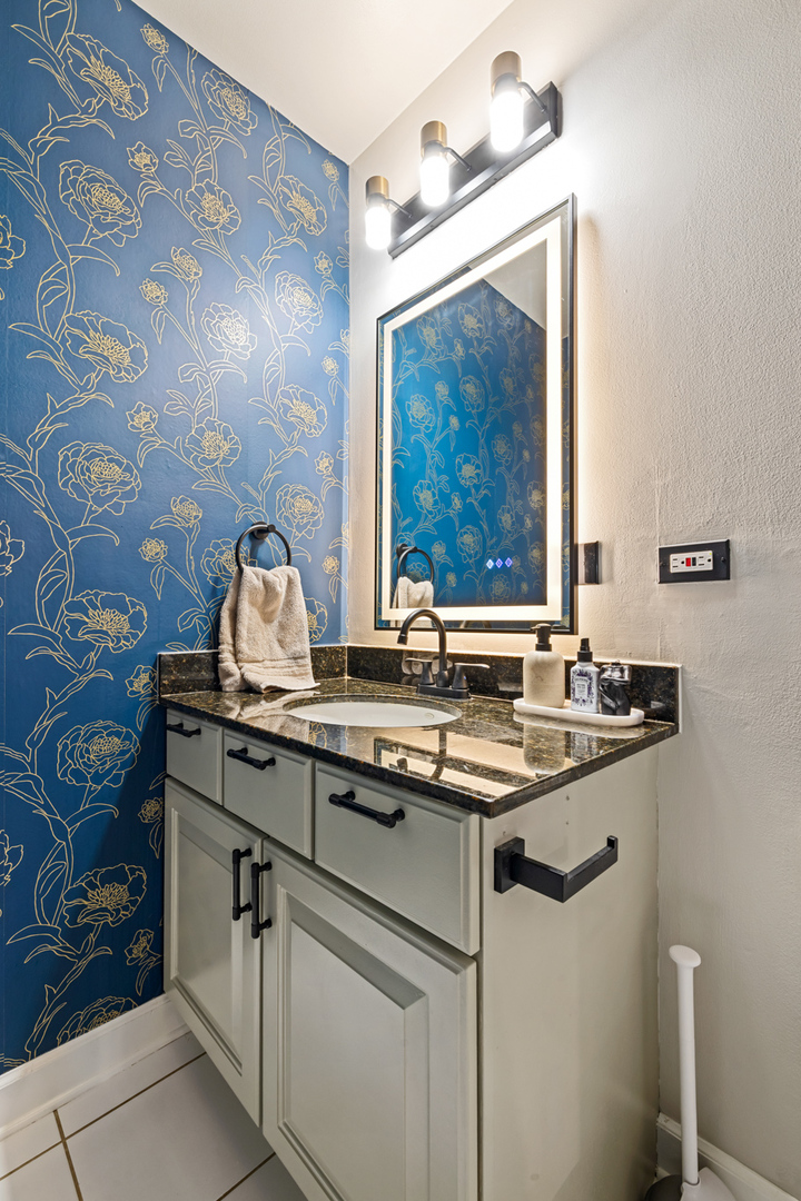 2625 N Ashland Avenue #1B, Chicago, IL 60614