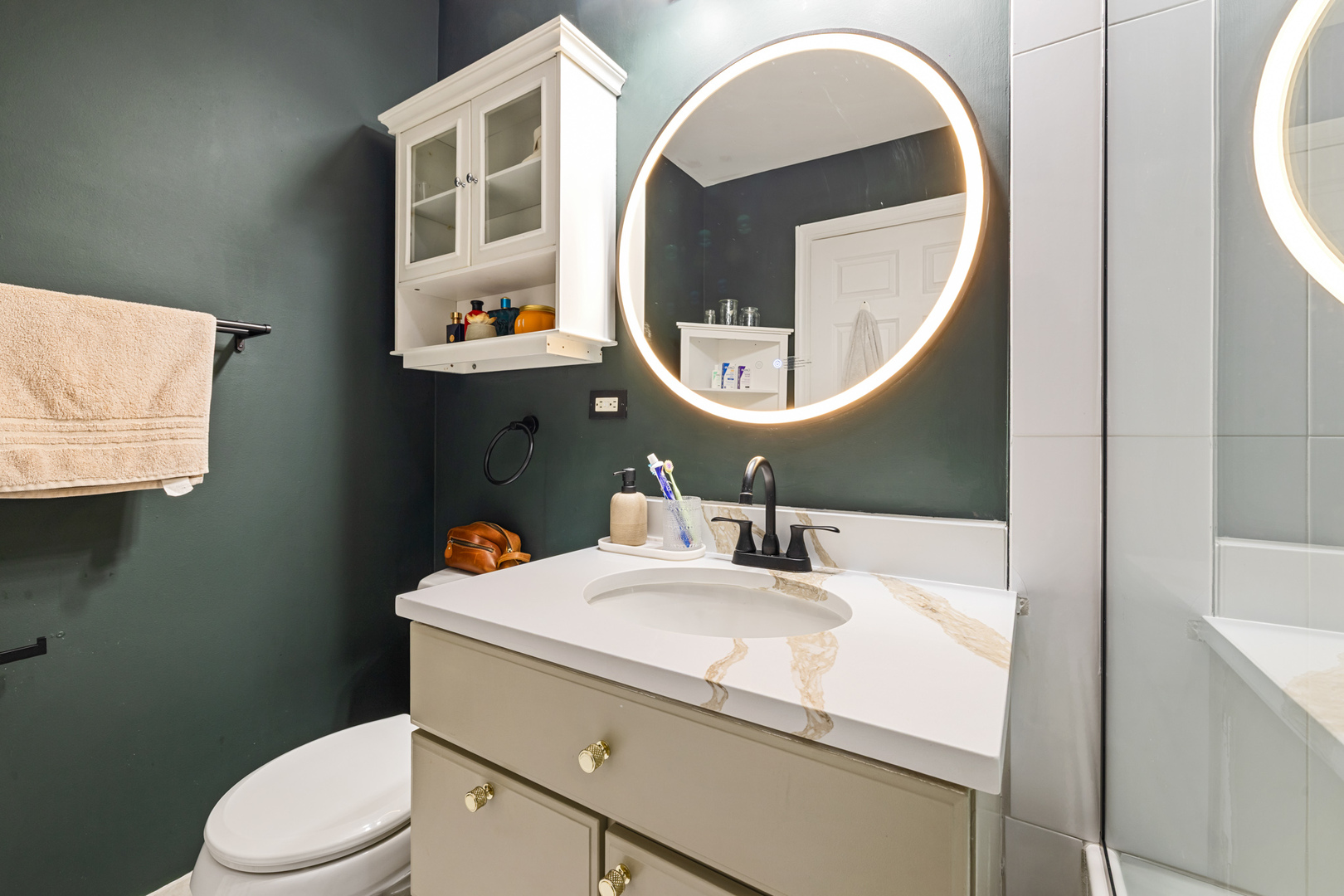 2625 N Ashland Avenue #1B, Chicago, IL 60614