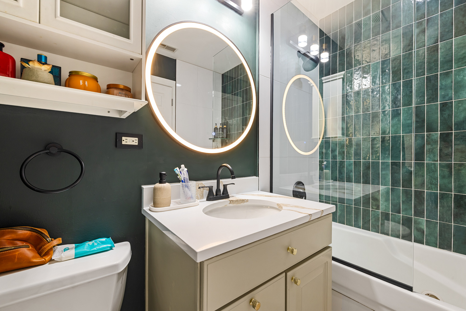 2625 N Ashland Avenue #1B, Chicago, IL 60614