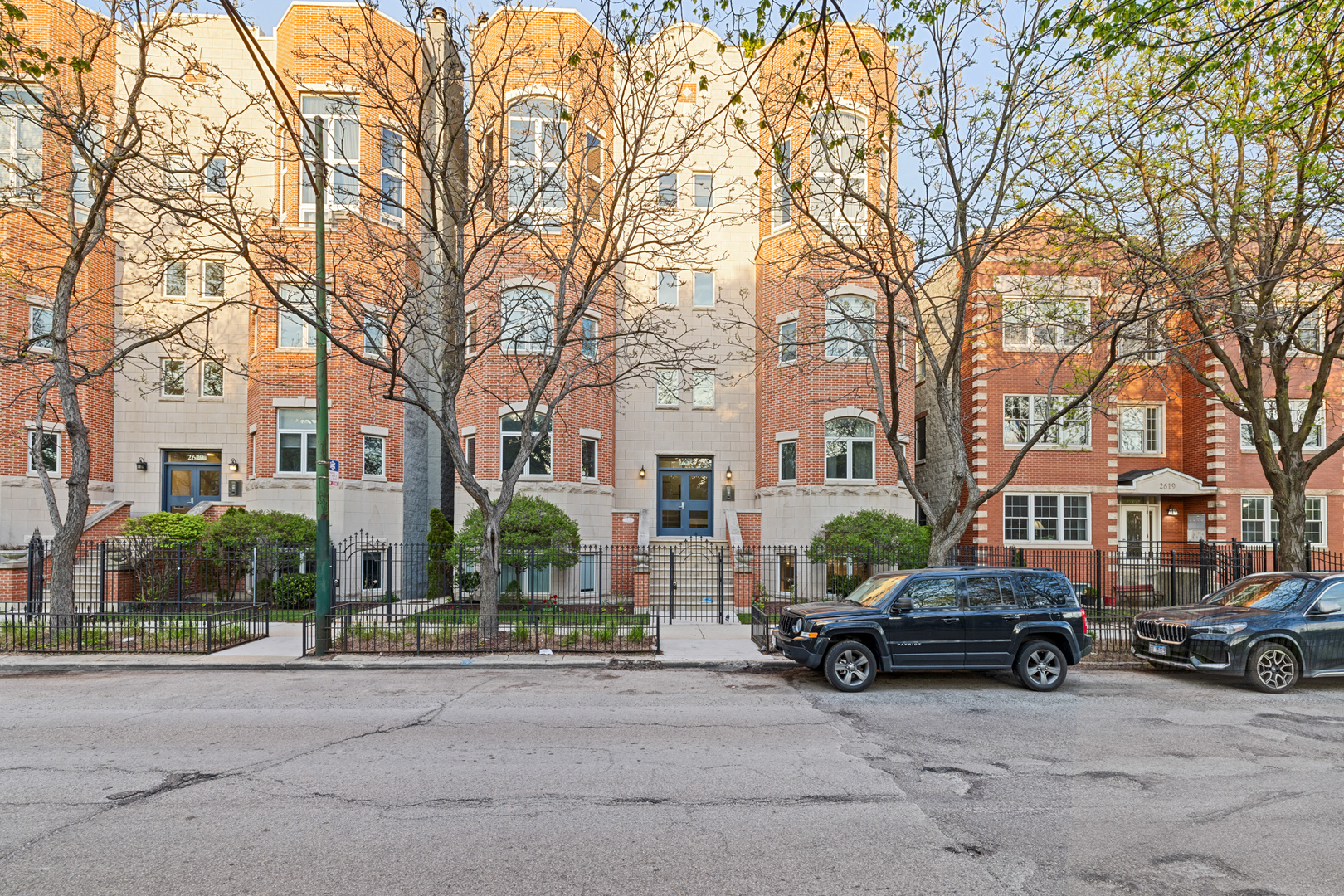 2625 N Ashland Avenue #1B, Chicago, IL 60614