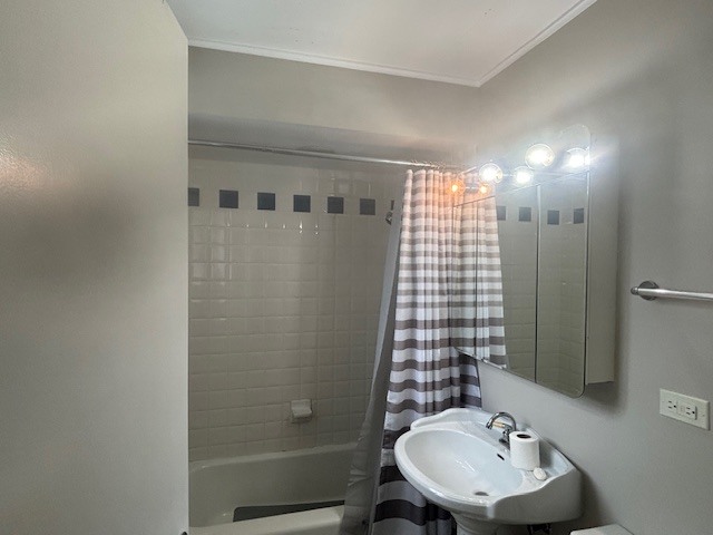 2223 Hawthorne Road, Homewood, IL 60430