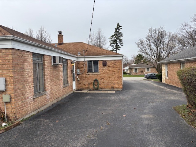 2223 Hawthorne Road, Homewood, IL 60430