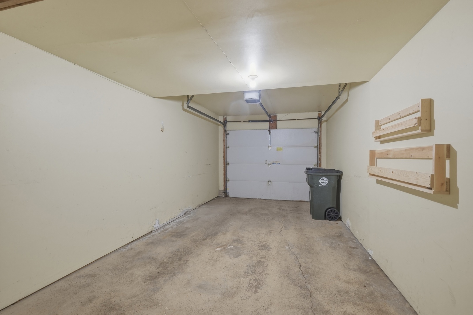 460 N Lake Shore Drive #460, Palatine, IL 60067