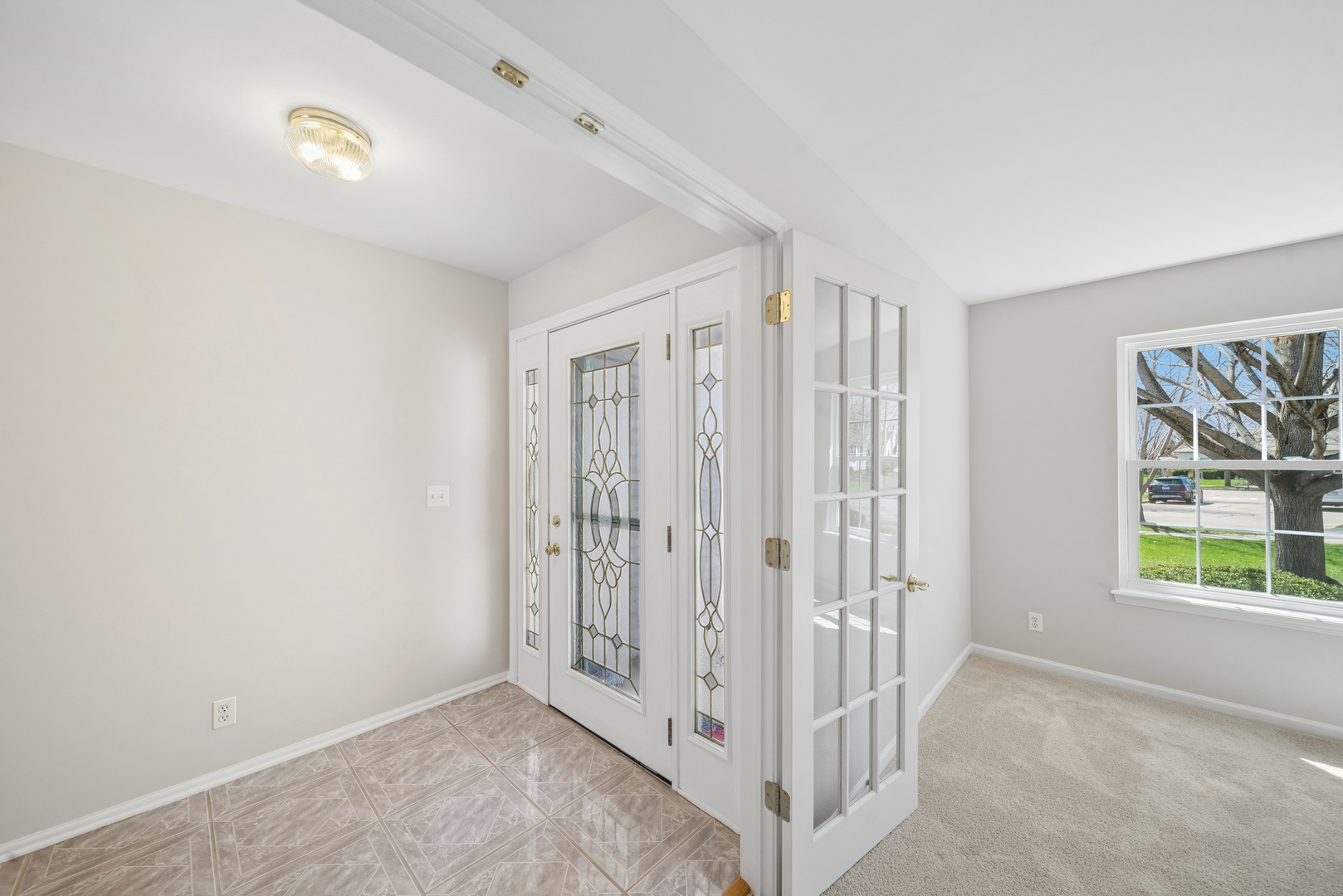 233 Spring Court, North Aurora, IL 60542