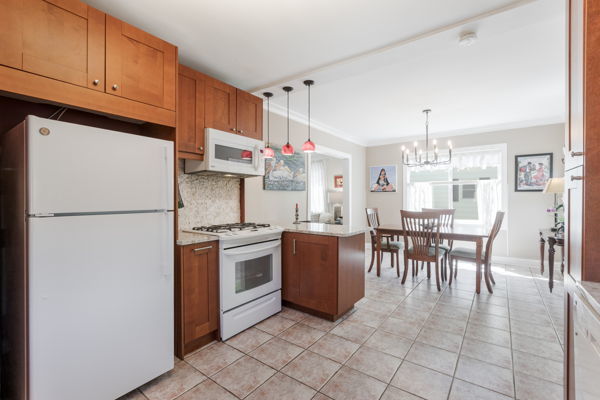 518 S Oakland Avenue, Villa Park, IL 60181