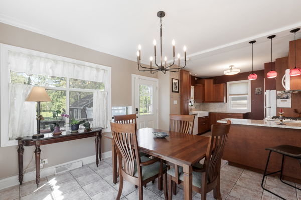 518 S Oakland Avenue, Villa Park, IL 60181