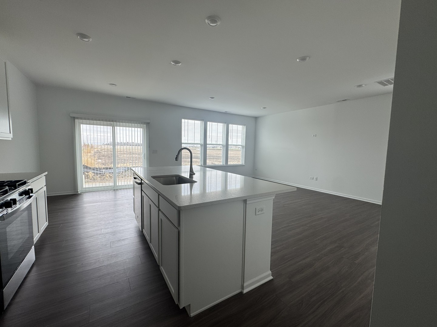 25732 W Wakefield Drive #25732, Plainfield, IL 60544